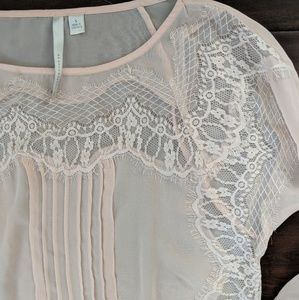 LC lace top